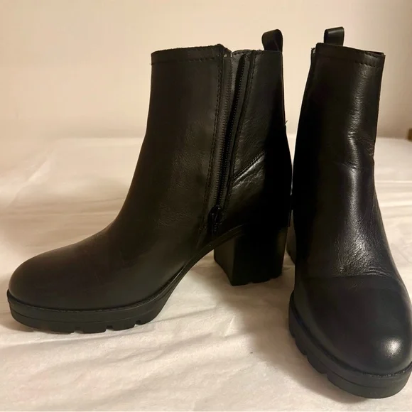 Naturalizer Verney Black Boot size 8 - Picture 9 of 9